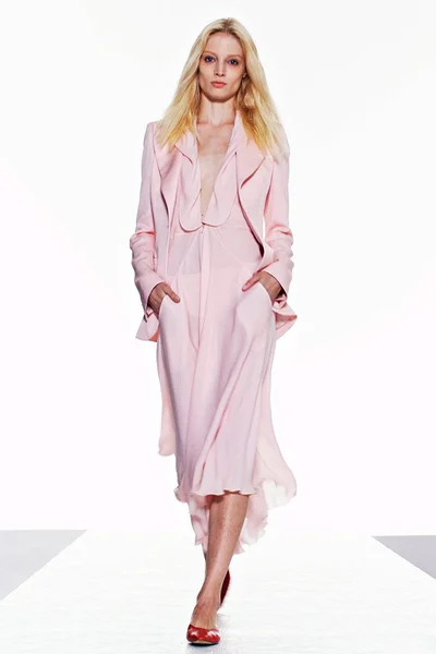Look 13